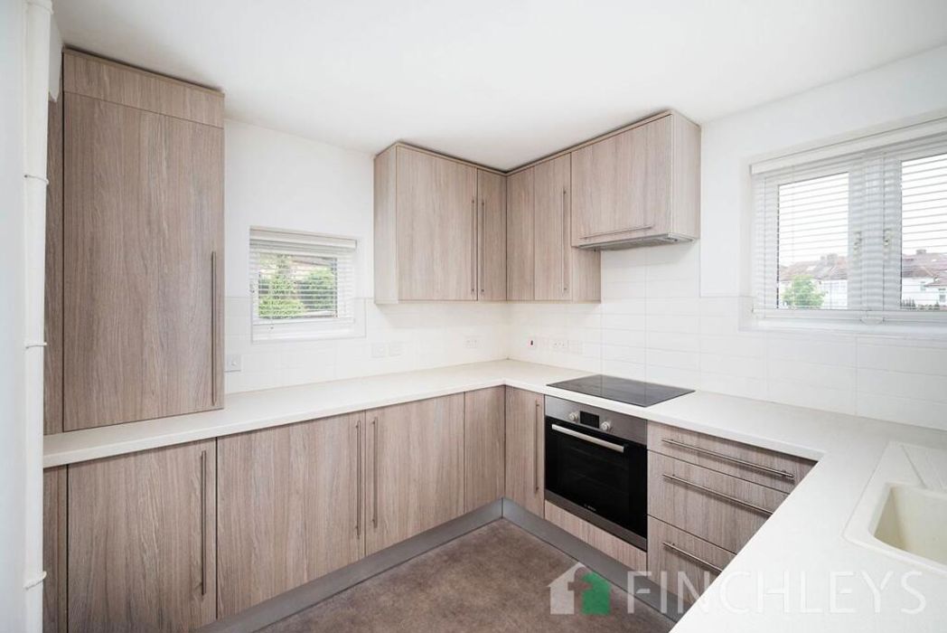Property image 10 of 15