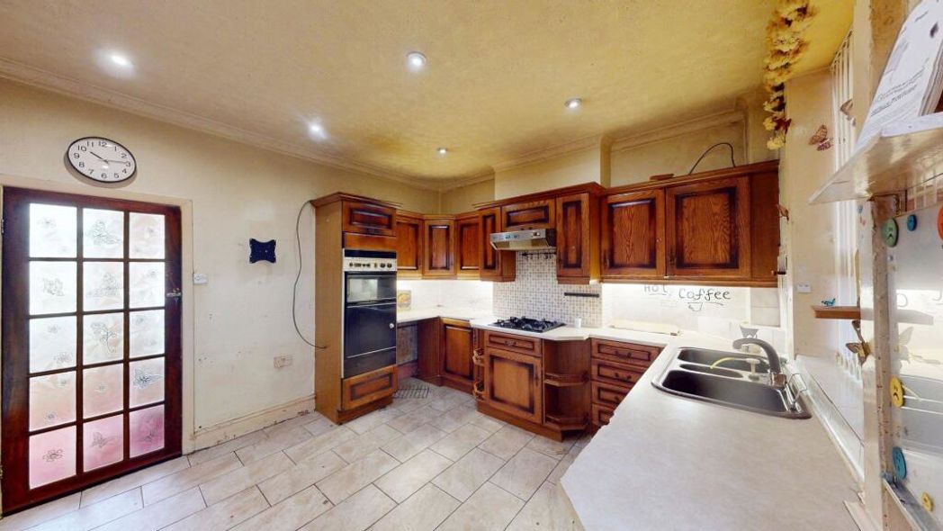 Property image 3 of 8