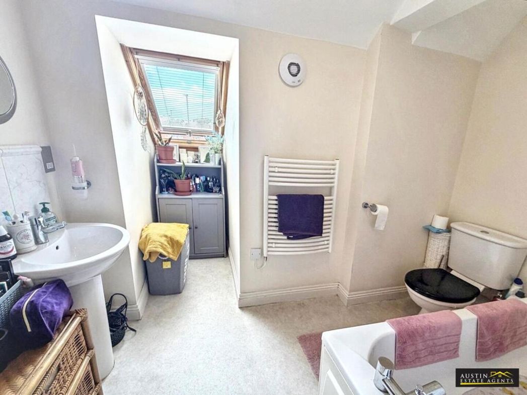 Property image 12 of 14