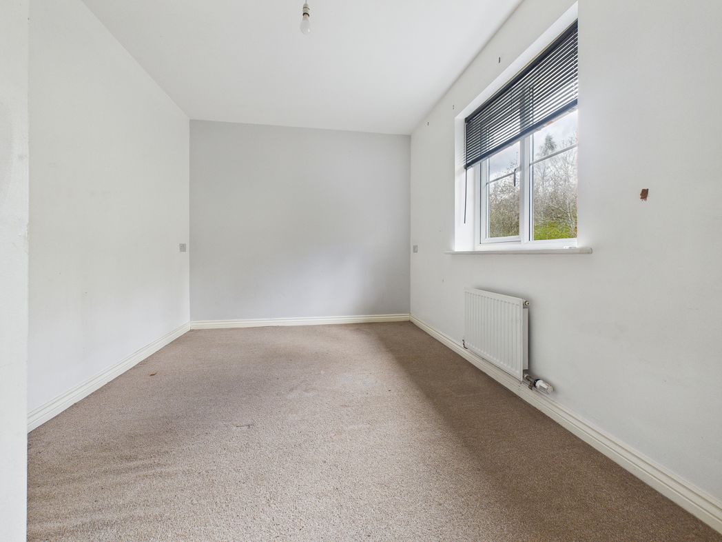 Property image 8 of 9