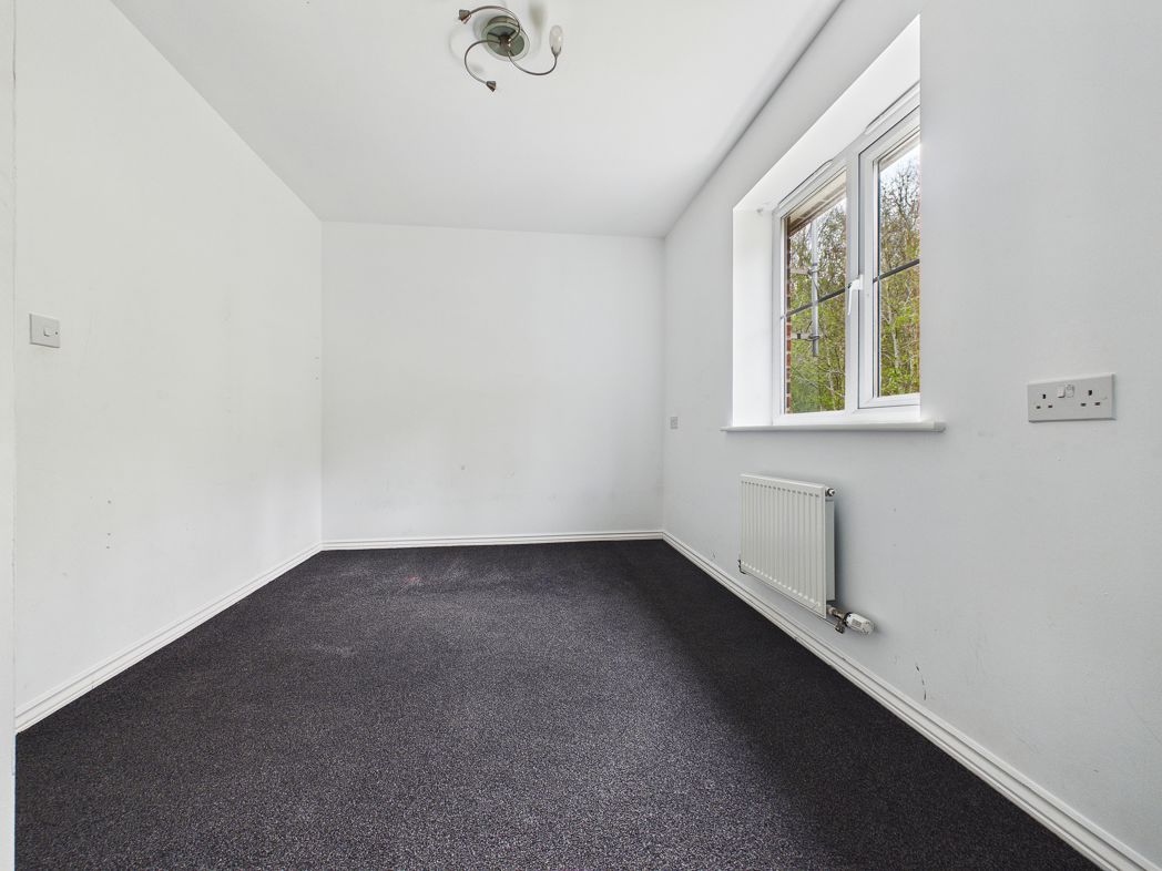 Property image 5 of 8