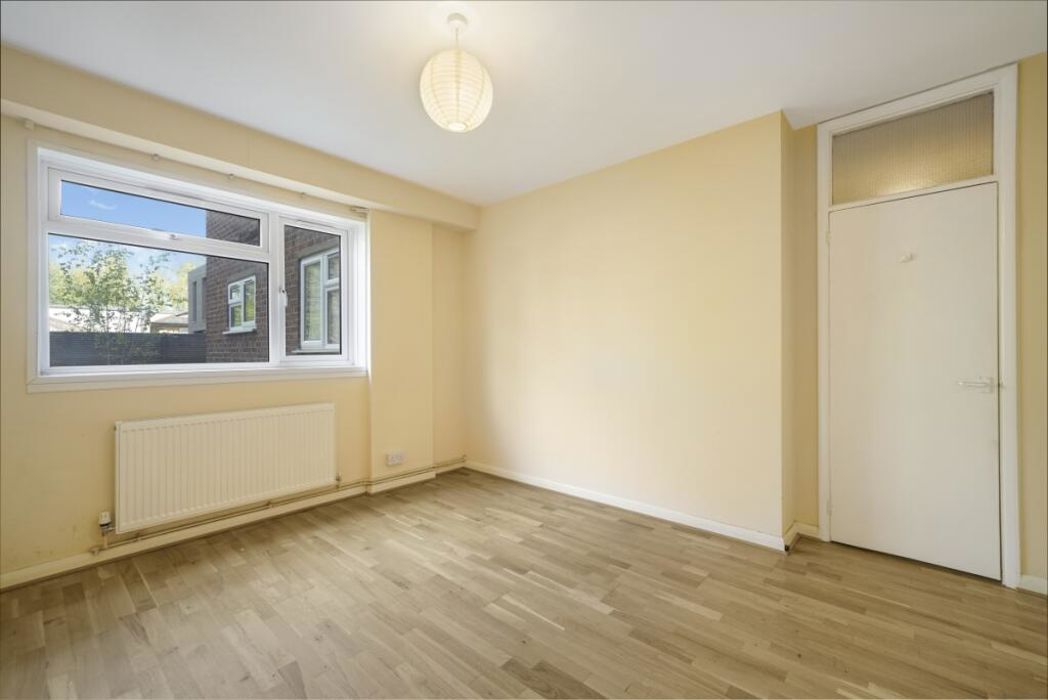 Property image 7 of 11
