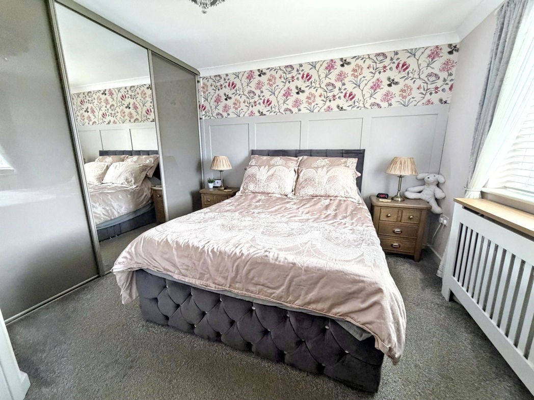 Property image 16 of 27