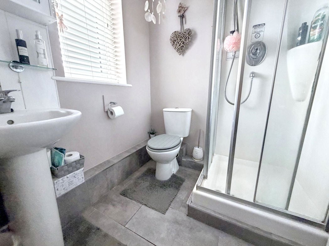 Property image 18 of 27