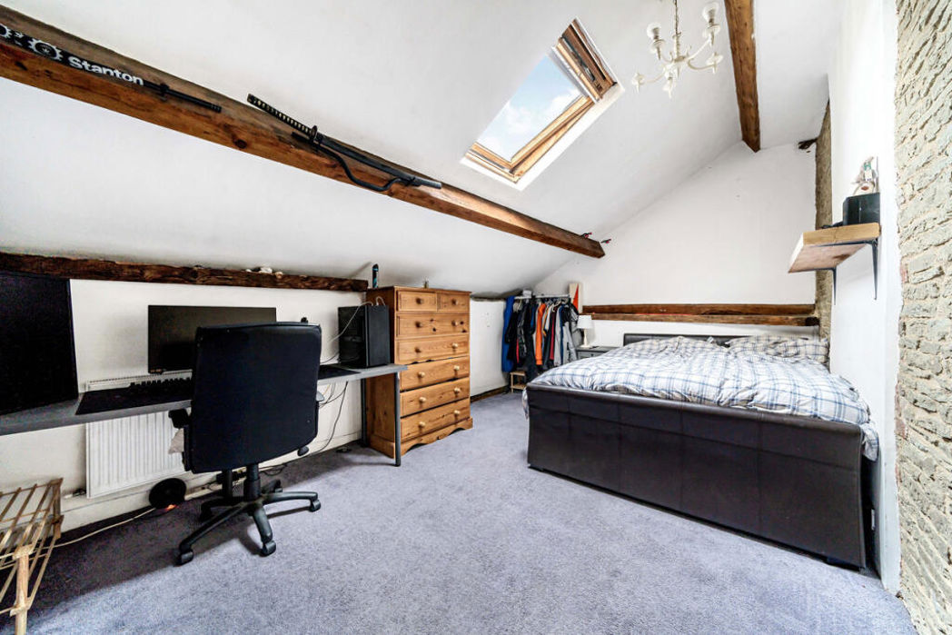 Property image 18 of 21