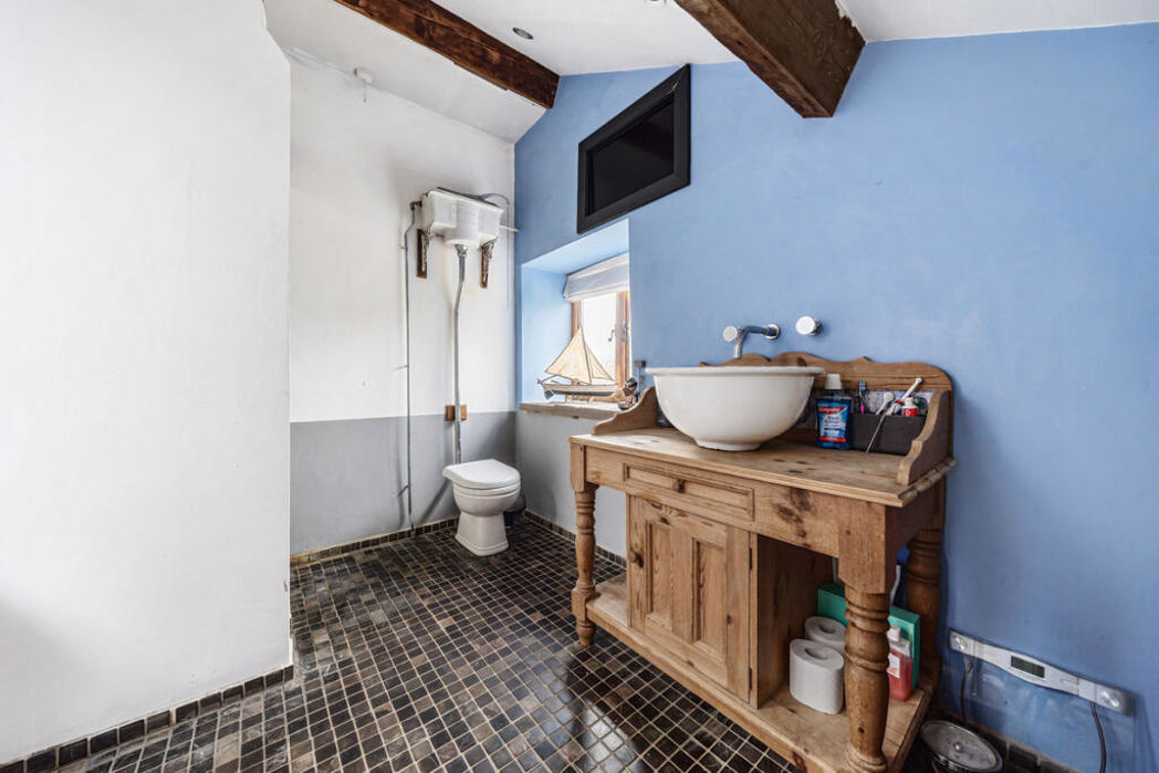 Property image 21 of 21