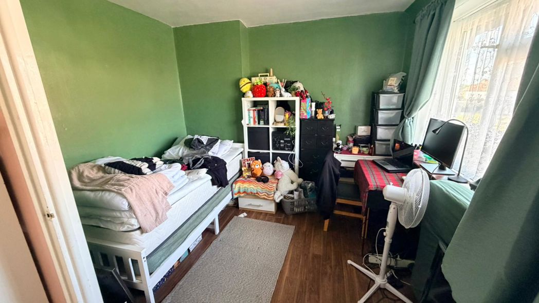 Property image 4 of 20