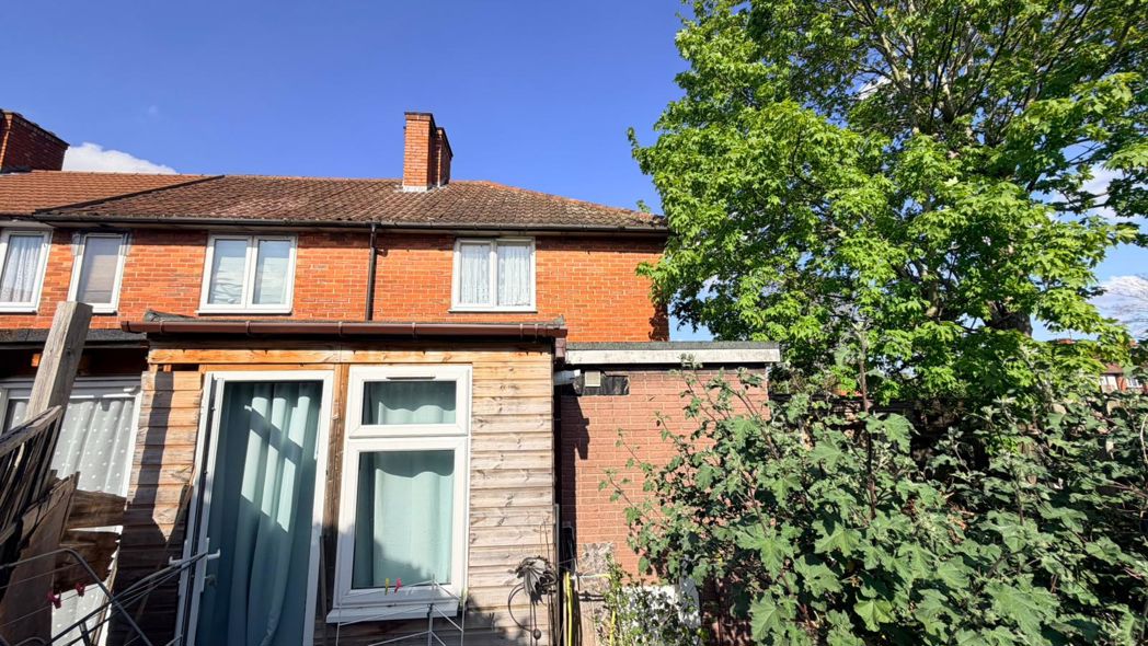 Property image 16 of 20