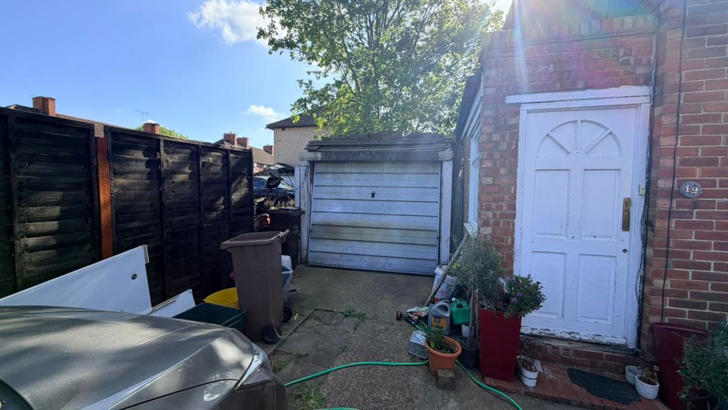 Property image 20 of 20