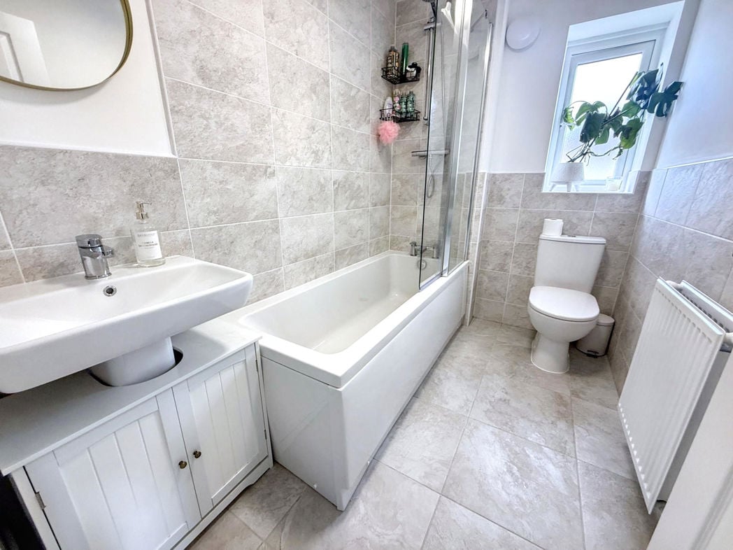 Property image 19 of 21