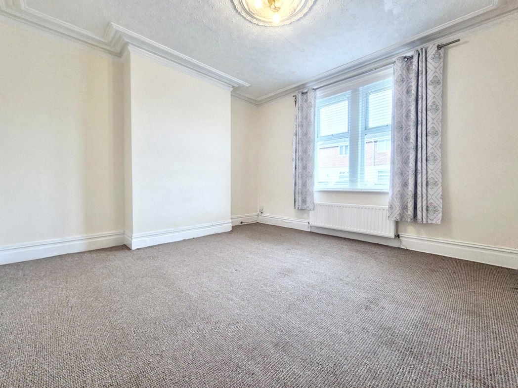 Property image 9 of 13