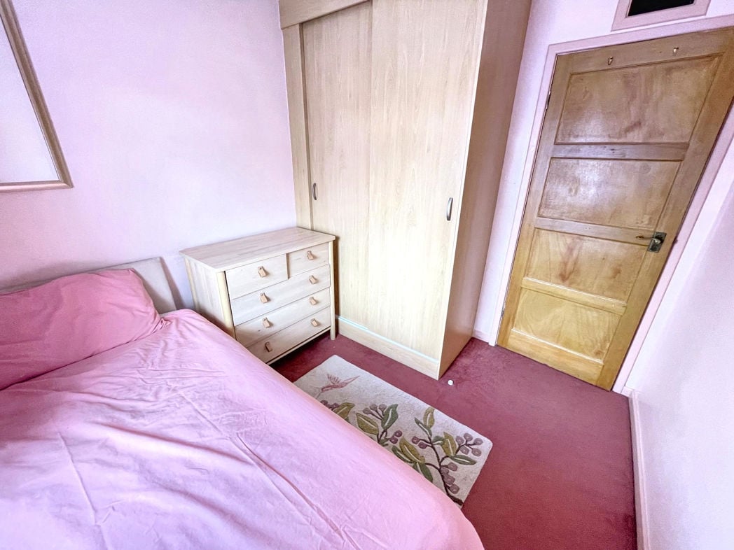 Property image 10 of 13