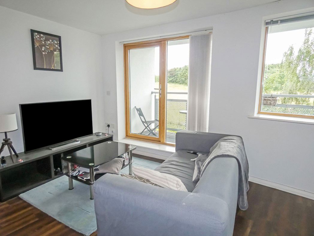 Property image 2 of 12