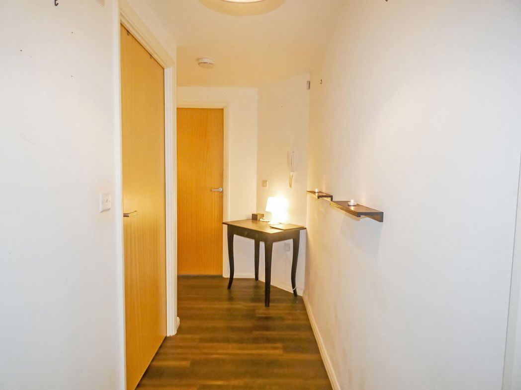 Property image 6 of 12