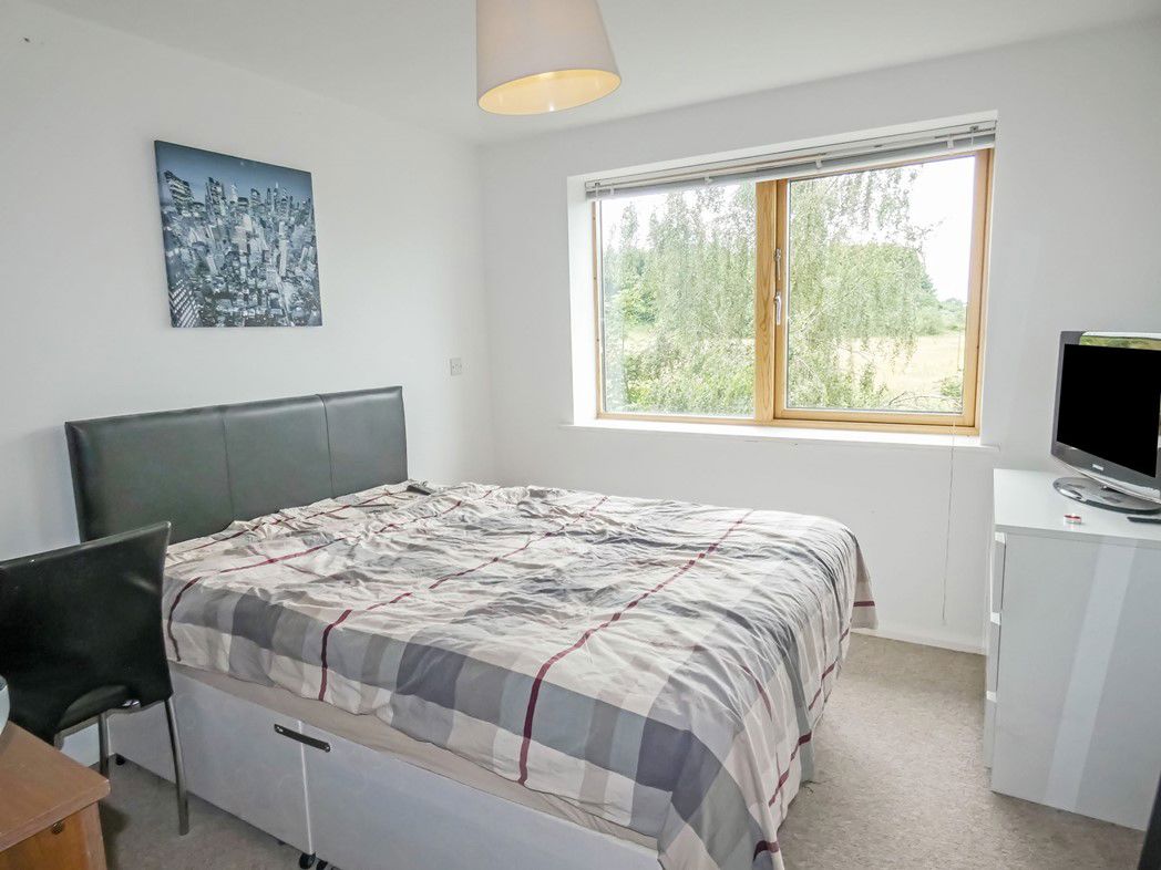 Property image 7 of 12