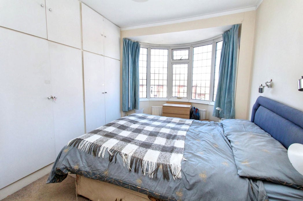 Property image 6 of 9