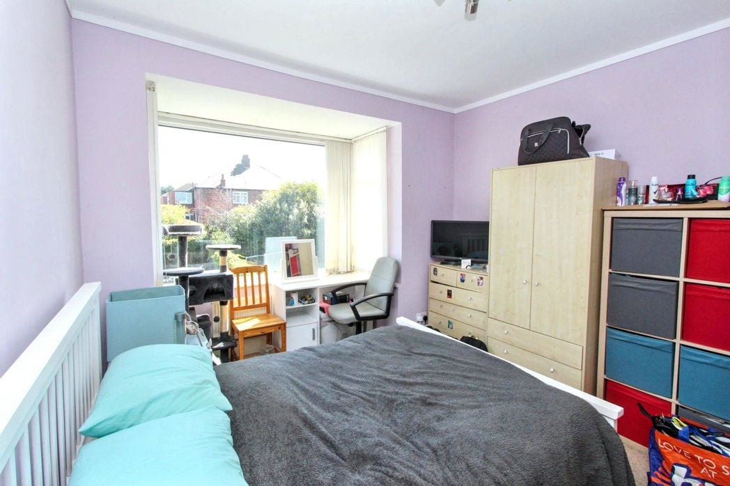 Property image 5 of 9