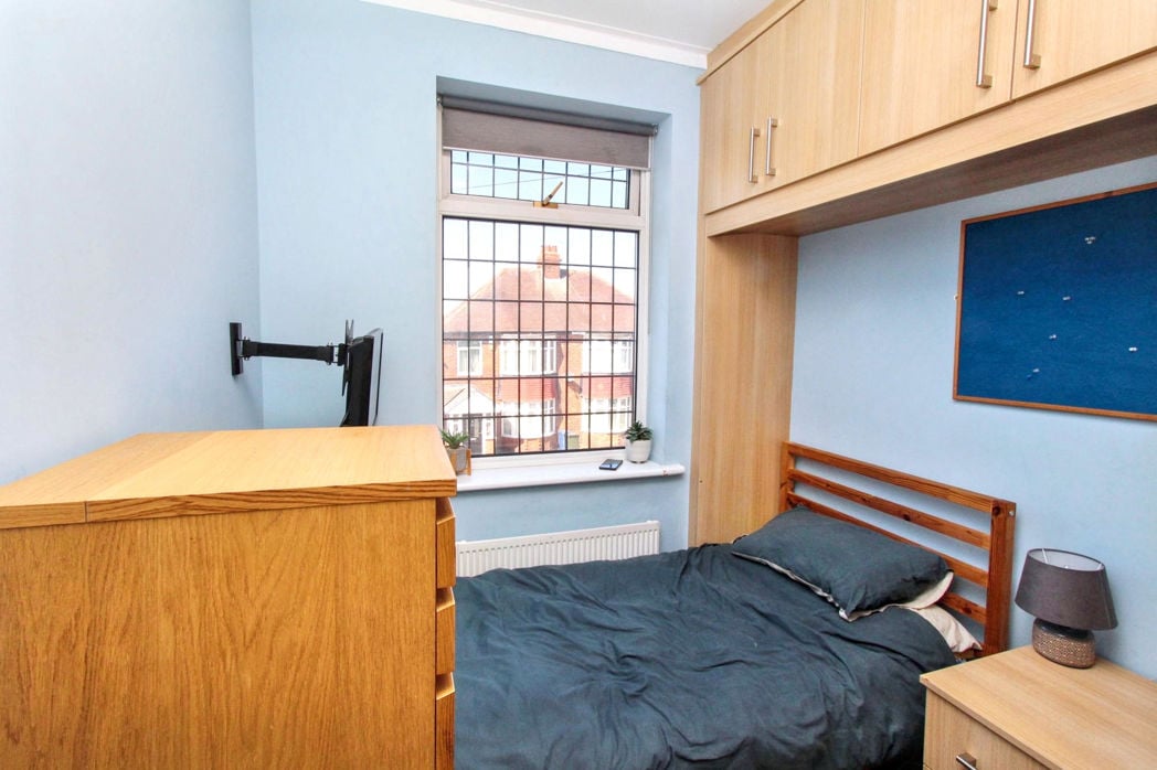 Property image 7 of 9