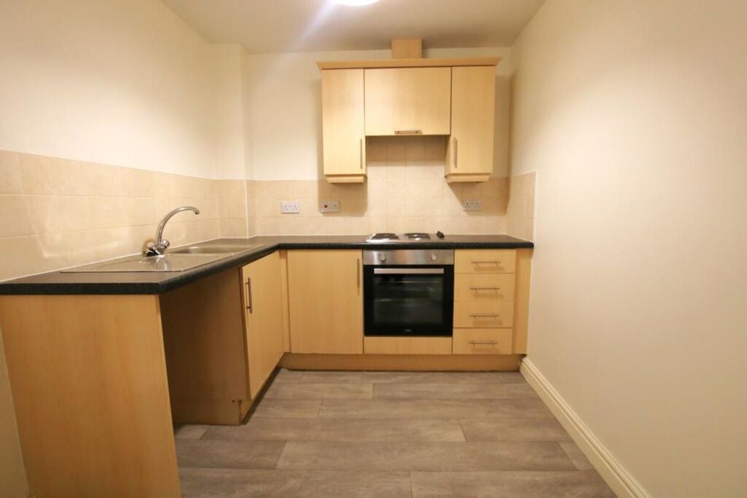 Property image 4 of 9