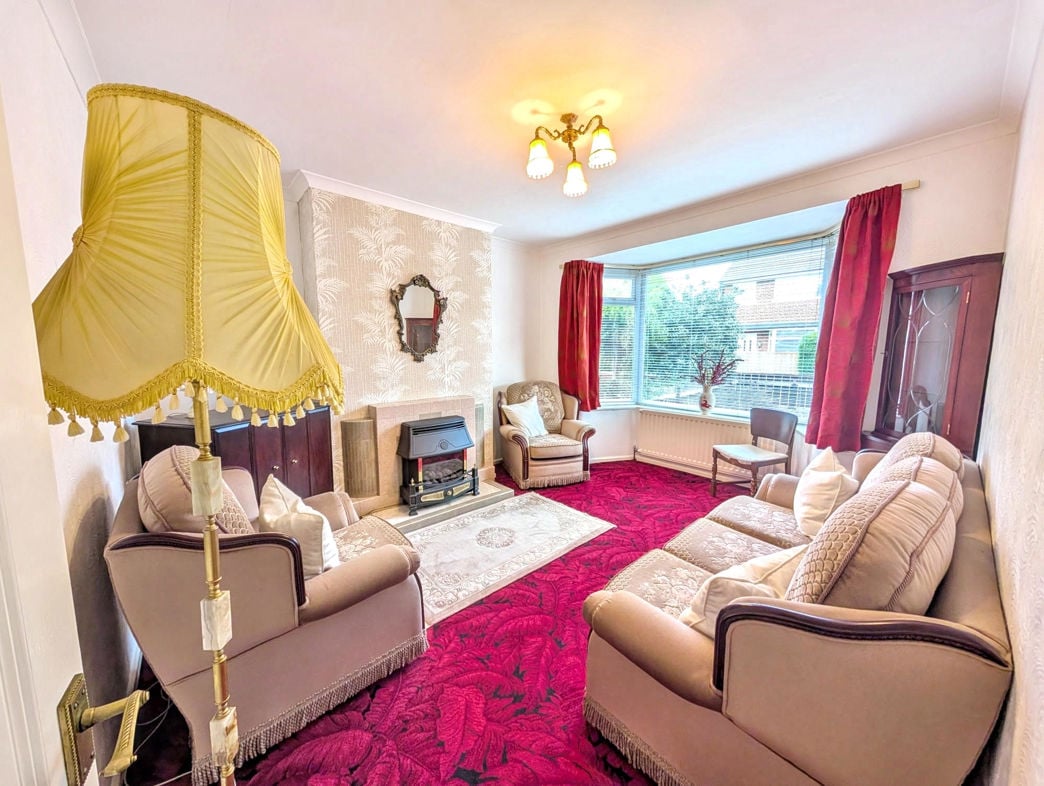 Property image 2 of 12