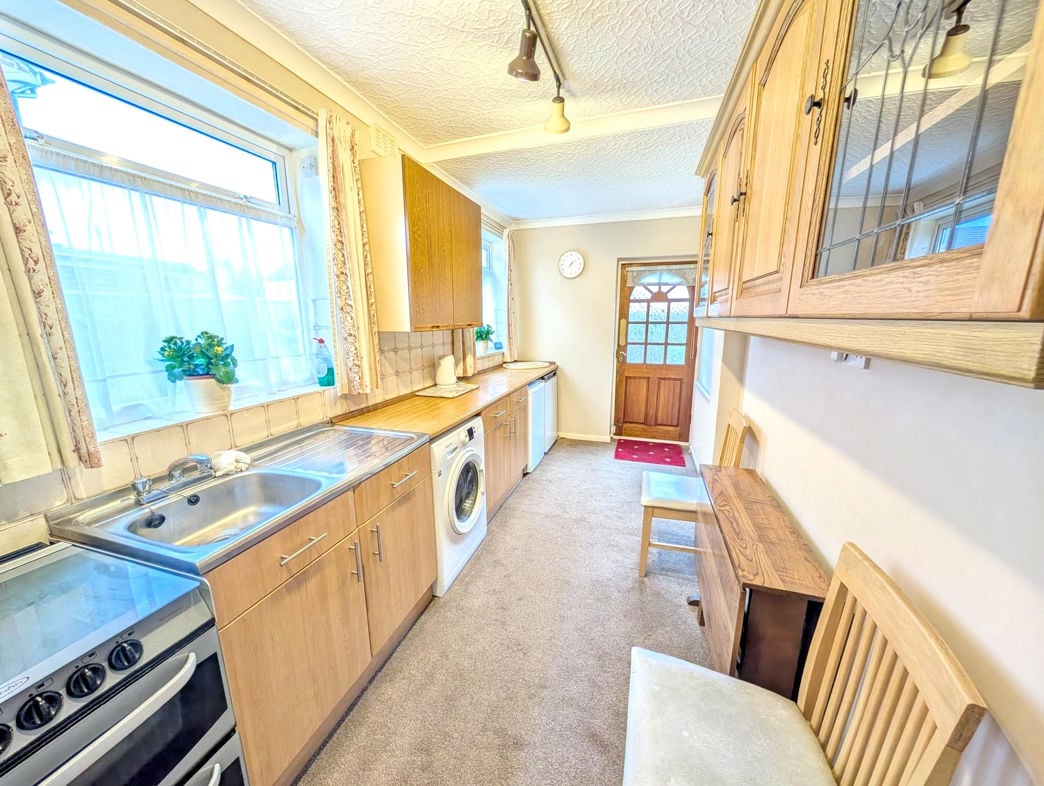 Property image 4 of 12