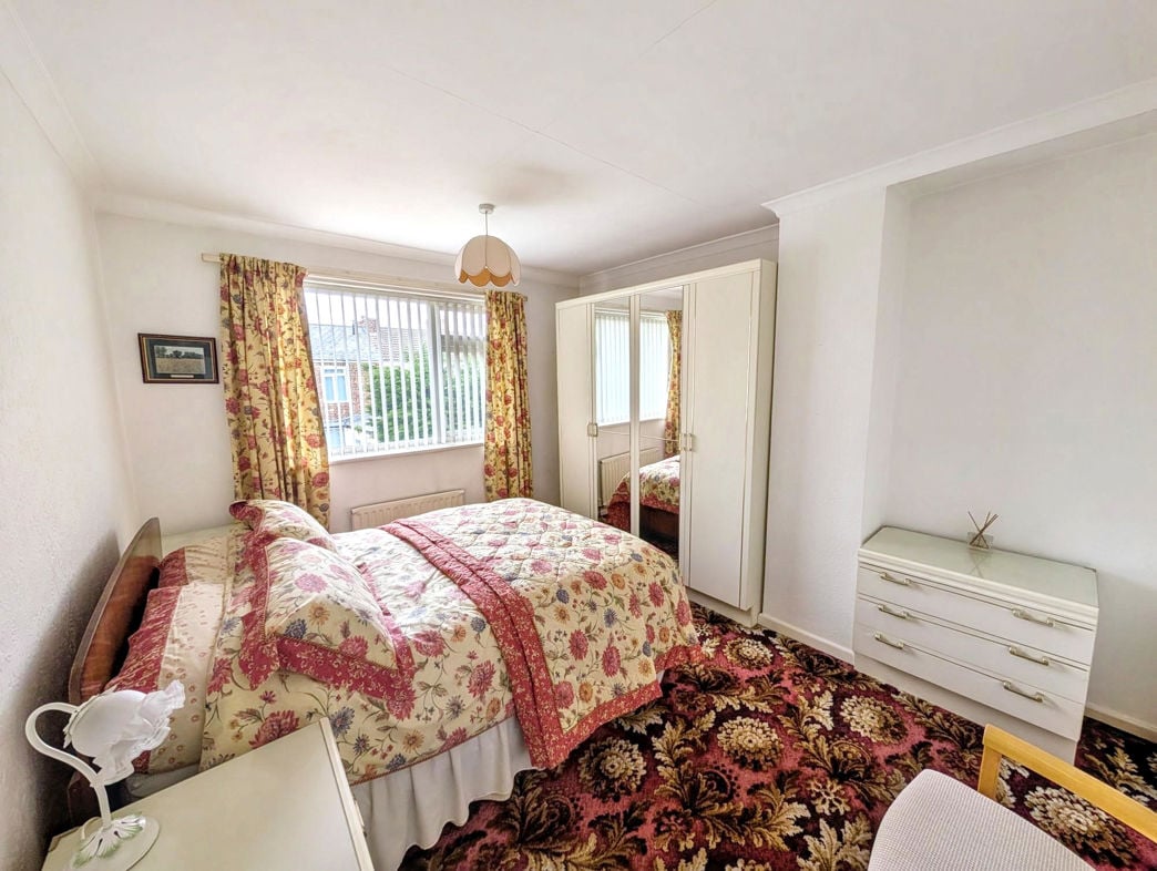 Property image 7 of 12