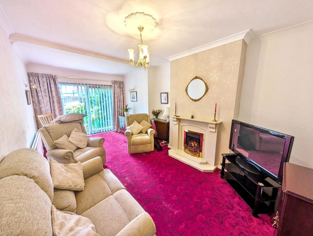 Property image 3 of 12