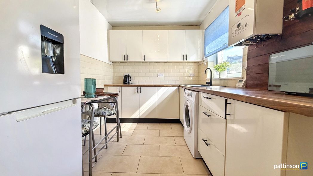 Property image 8 of 22