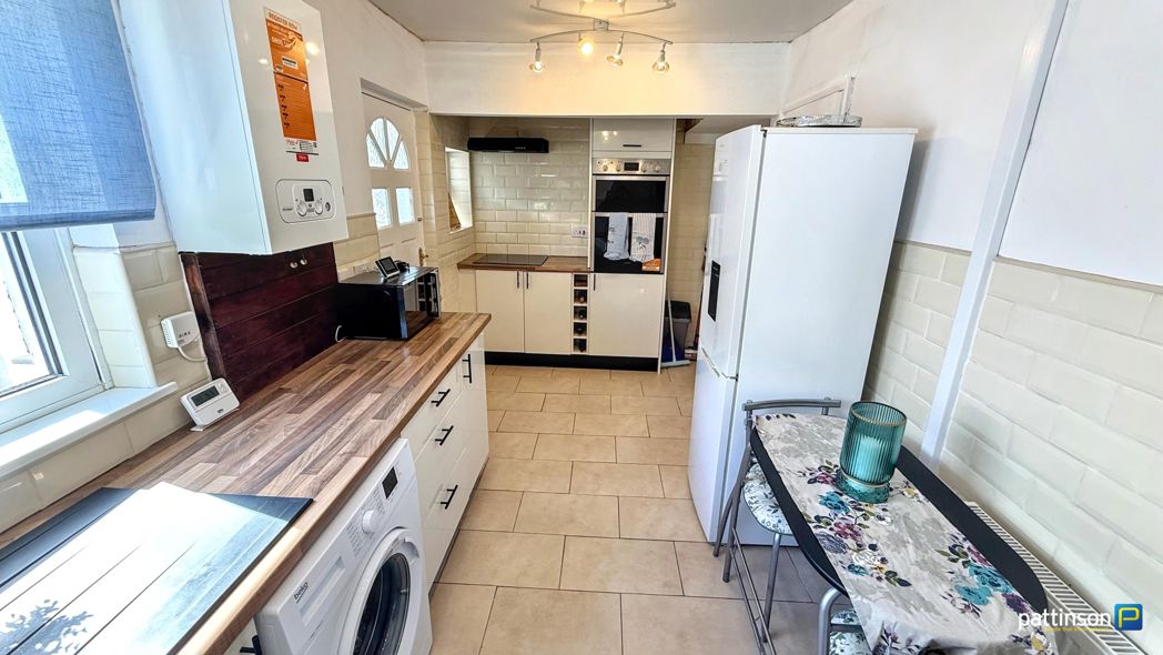 Property image 10 of 22