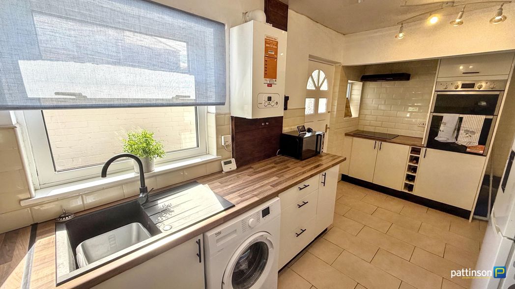 Property image 9 of 22