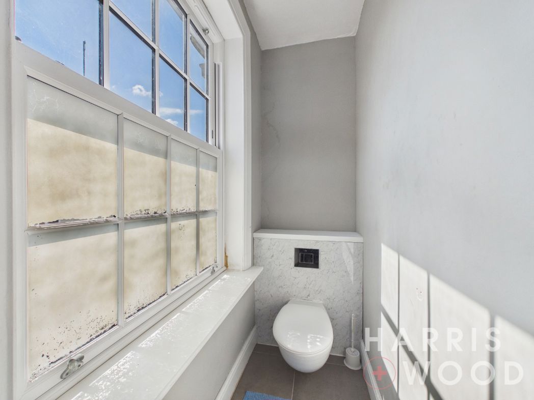 Property image 25 of 83