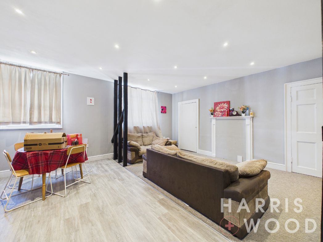 Property image 29 of 83