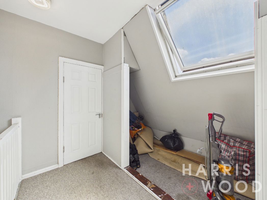 Property image 34 of 83