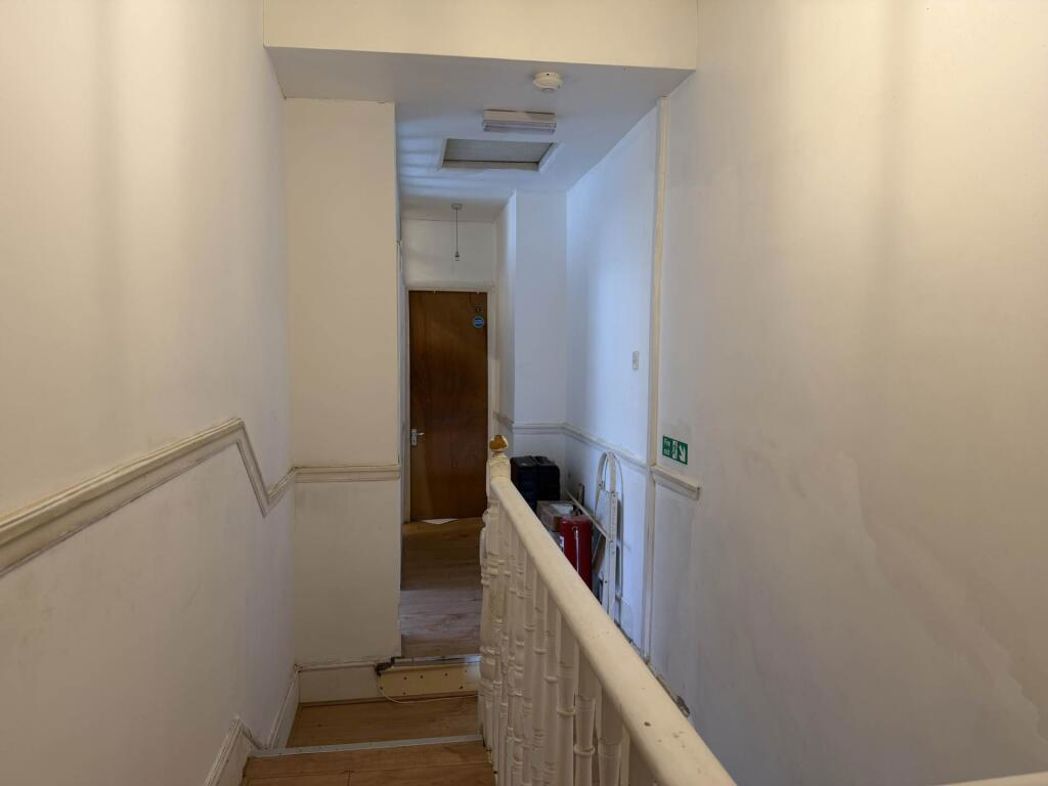 Property image 2 of 11