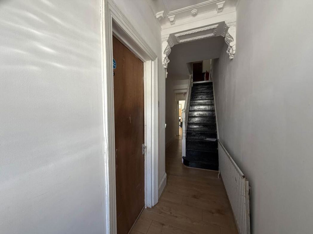 Property image 10 of 11