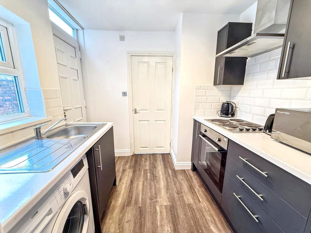 Property image 3 of 6