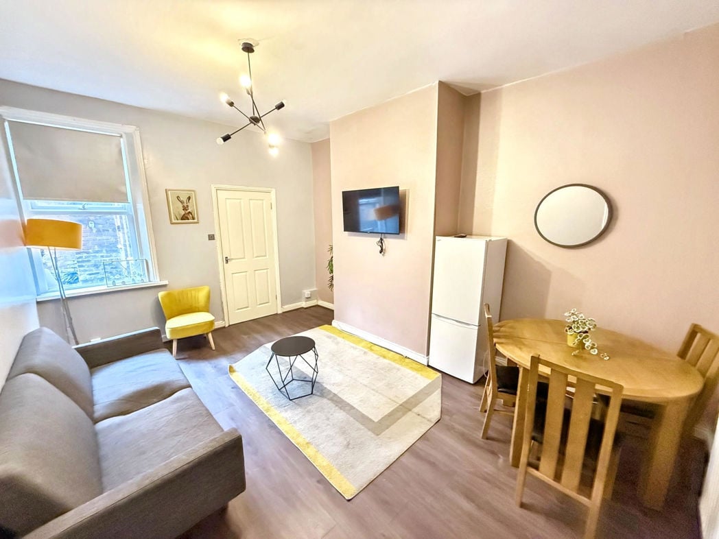 Property image 2 of 6