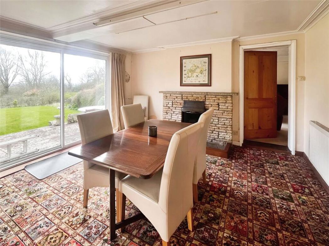 Property image 3 of 25