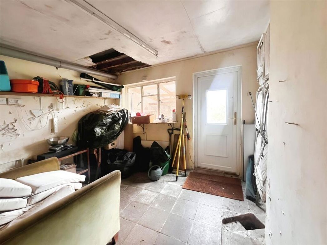 Property image 8 of 25