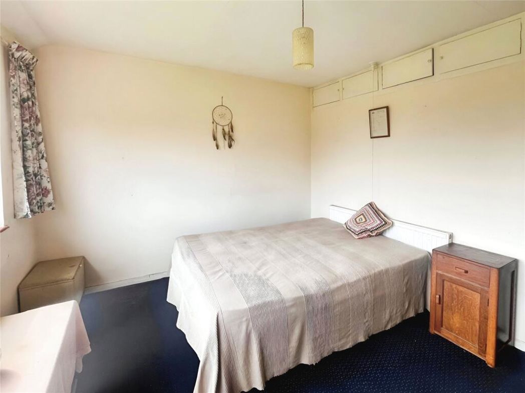 Property image 11 of 25