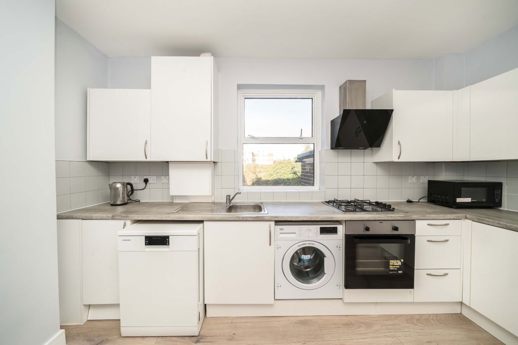 Property image 4 of 7