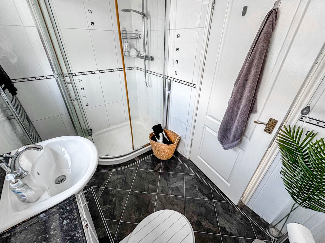 Property image 15 of 19