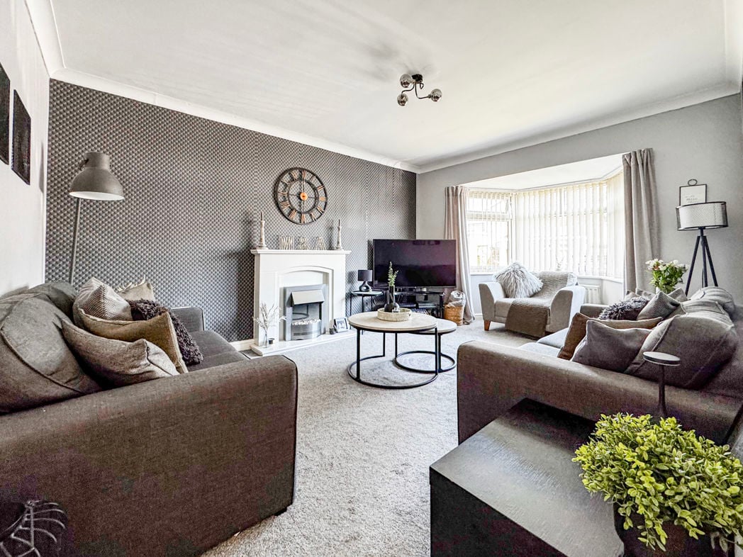 Property image 2 of 19