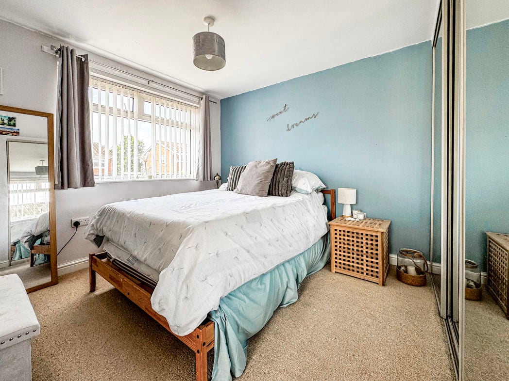Property image 13 of 19