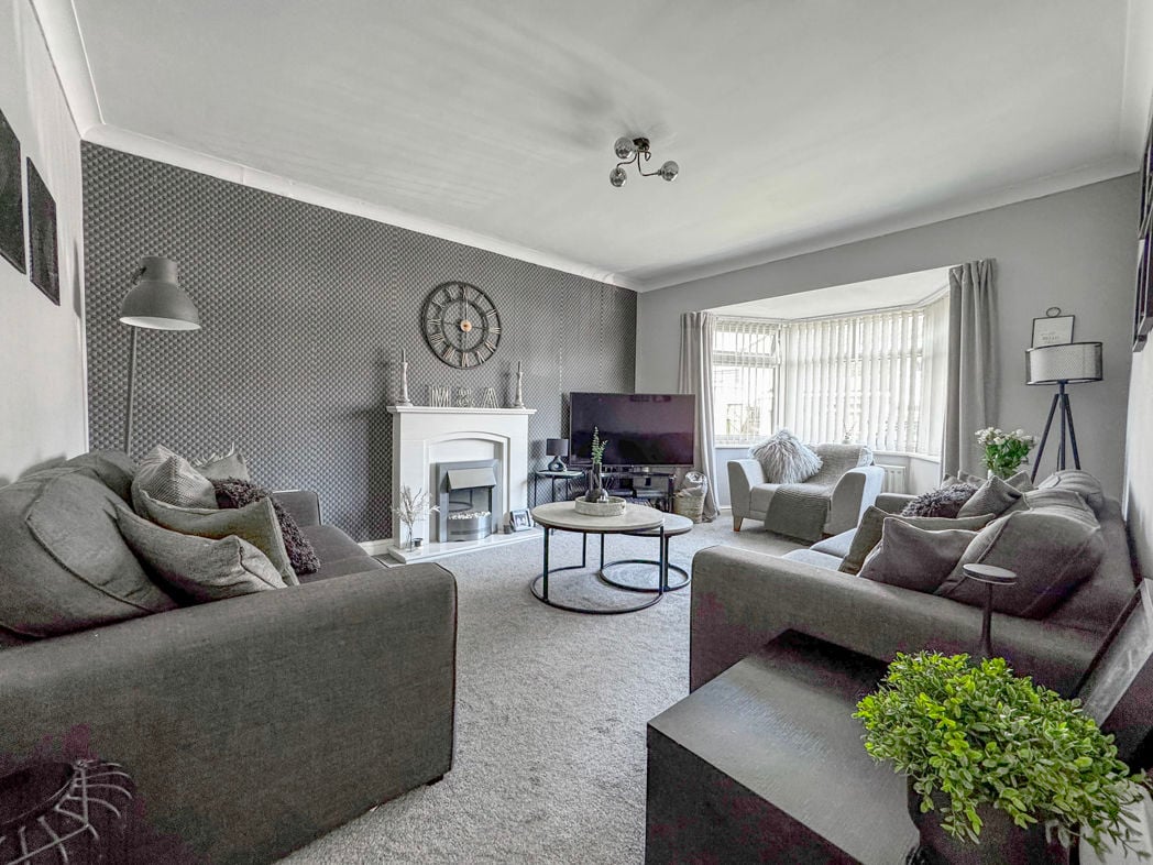 Property image 3 of 19