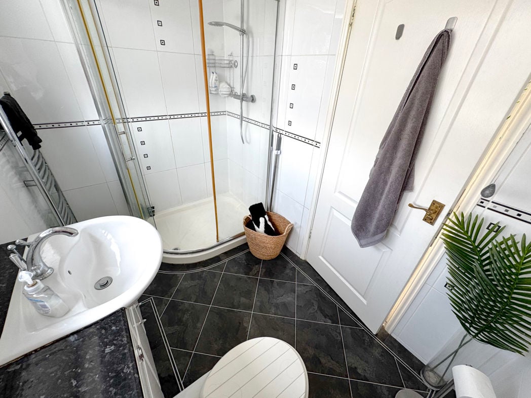 Property image 15 of 19