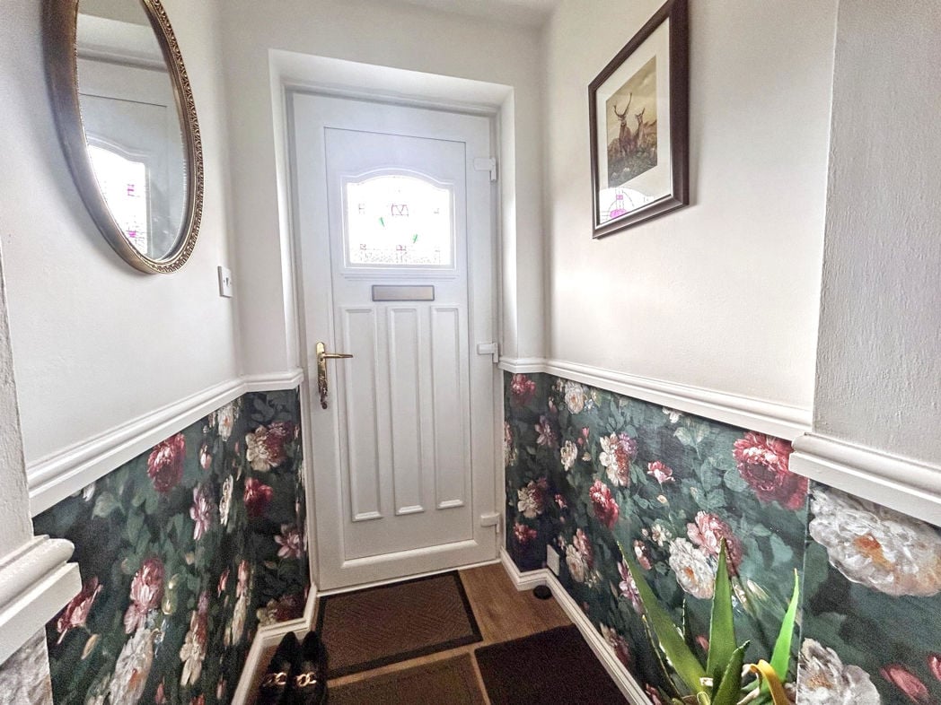 Property image 5 of 13