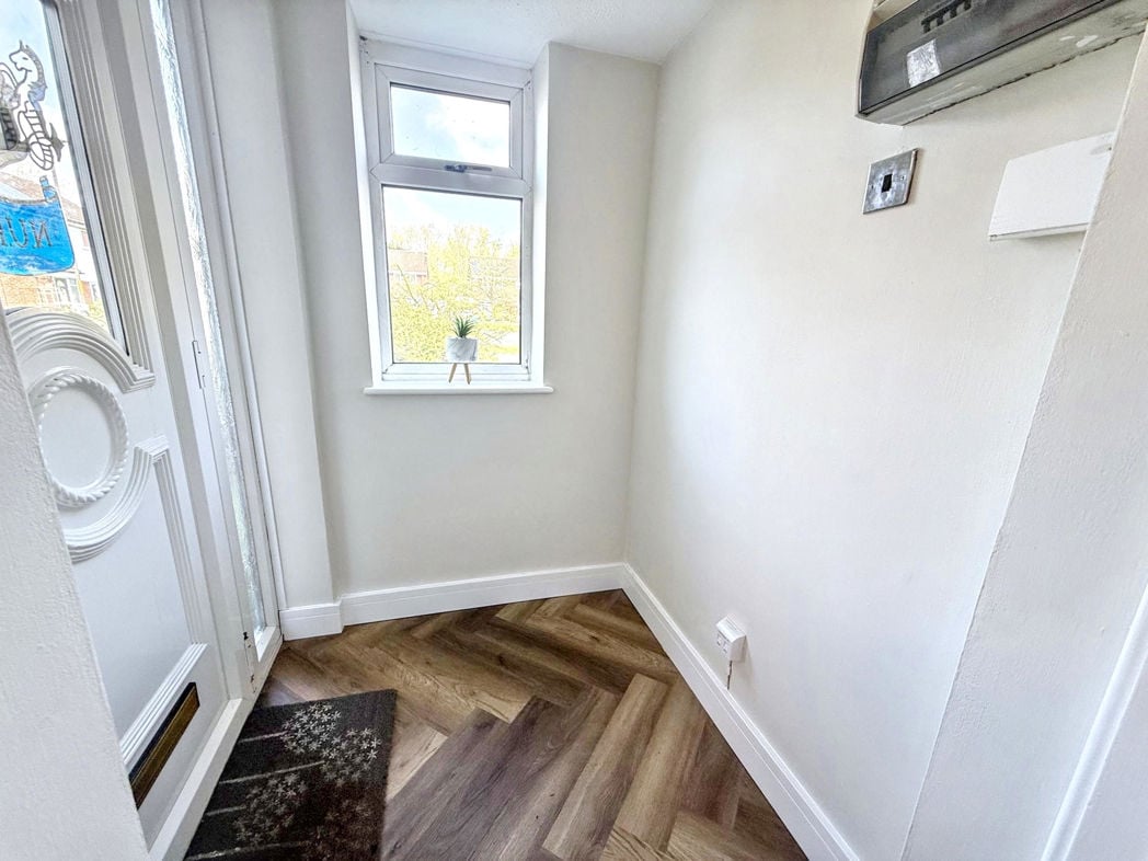 Property image 5 of 15
