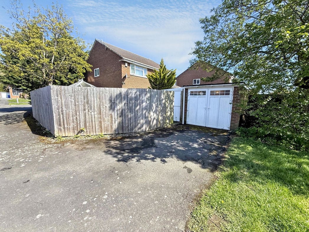 Property image 13 of 15
