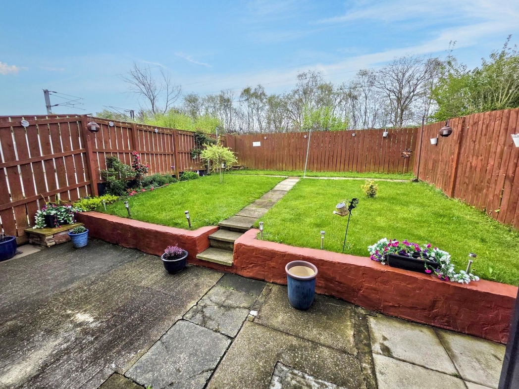 Property image 10 of 11
